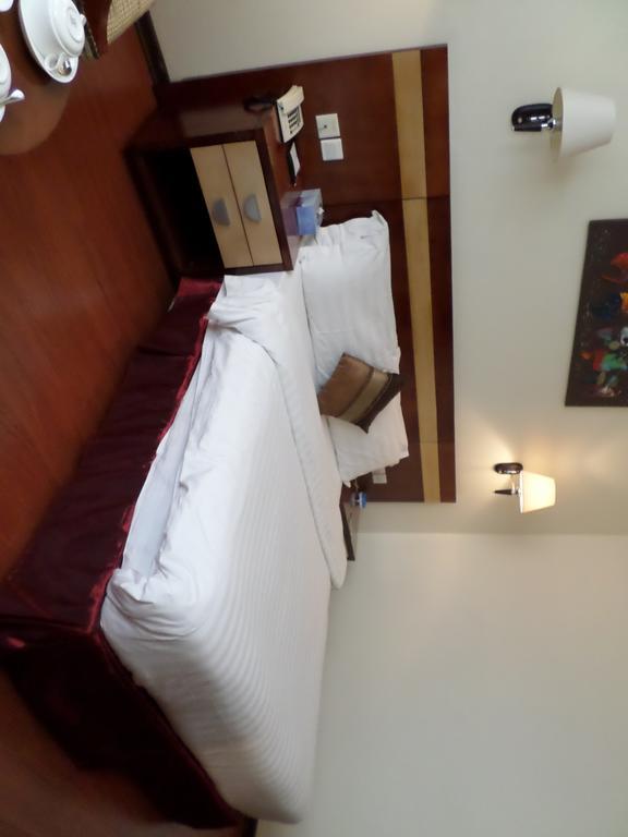 G.S Plaza Hotel Akra Zewnętrze zdjęcie