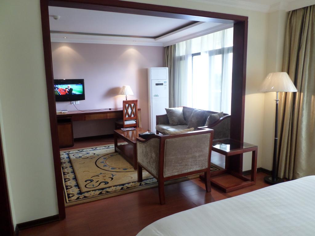 G.S Plaza Hotel Akra Zewnętrze zdjęcie
